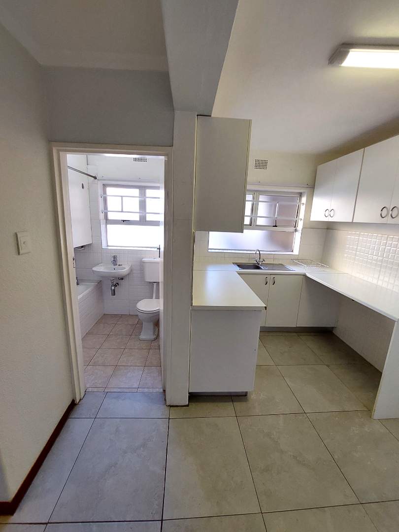 To Let 2 Bedroom Property for Rent in Tamboerskloof Western Cape